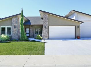 9517 W Avalanche Dr, Boise, ID 83709