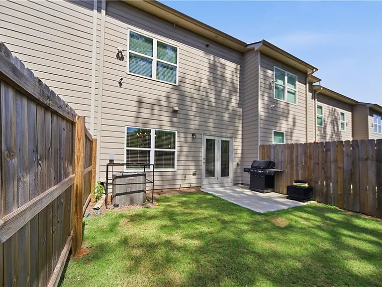 2360 Rex Dr — Photo 22