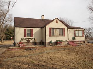 1460 W Ash Ave, Decatur, IL 62526