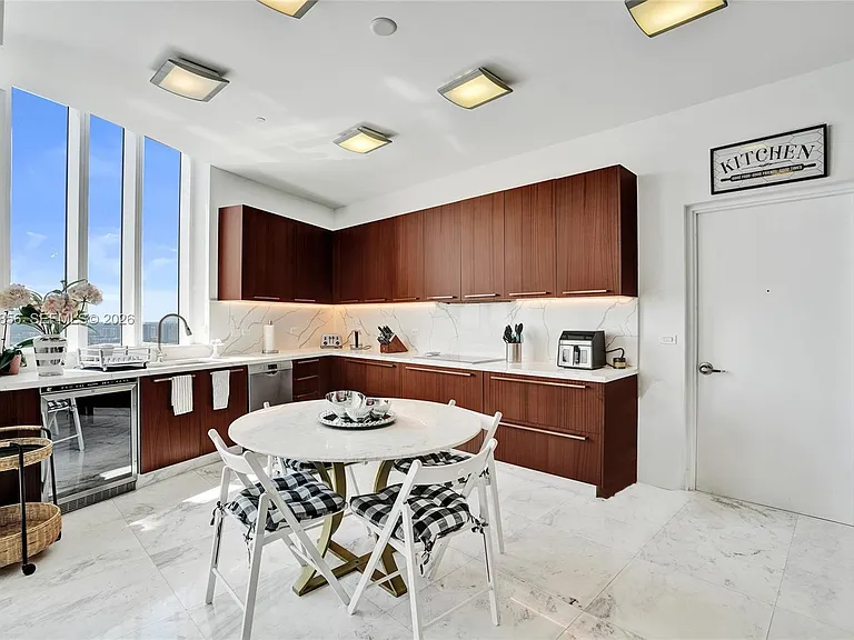 16001 Collins Ave #3406 — Photo 28