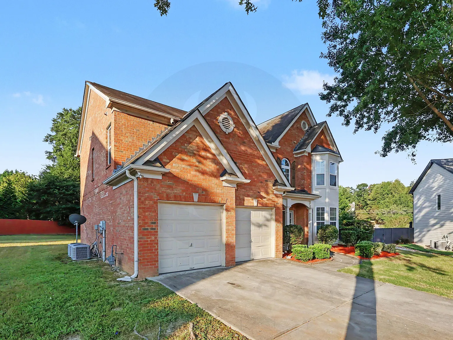 4 bed, 2.5 bath, 2800 sqft, $2,795 — Photo 3