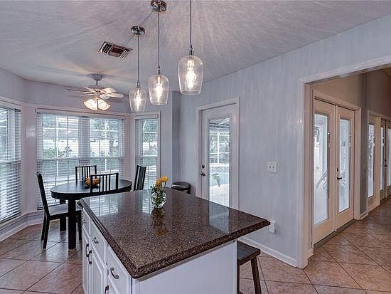 3rd image of 3623 Cherryhill Dr