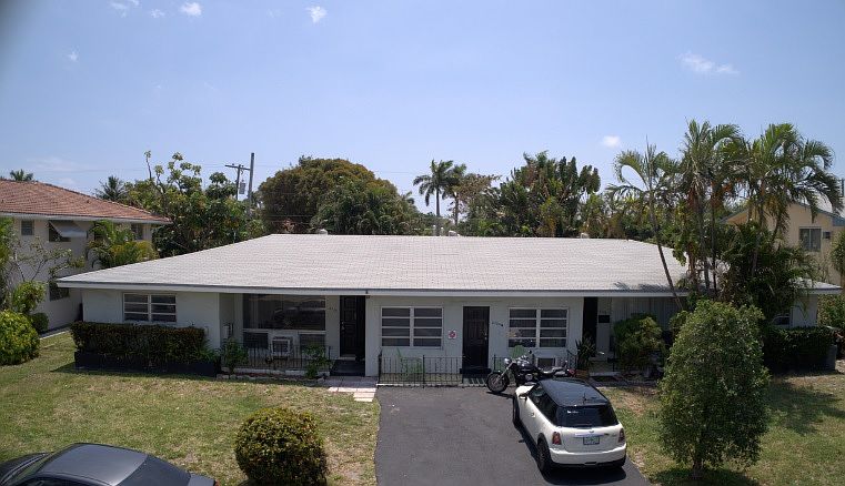 1st image of 2730 NE 30th Pl