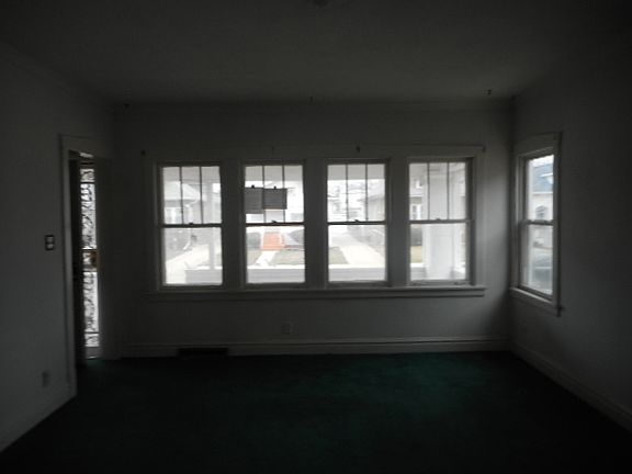 3rd image of 822 S 20th Ave