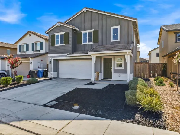 475 Half Dome Dr, Manteca, CA 95337