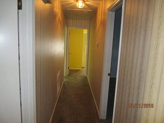 4th image of 905 Sherwood Ln