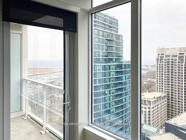 19 Bathurst St #3015