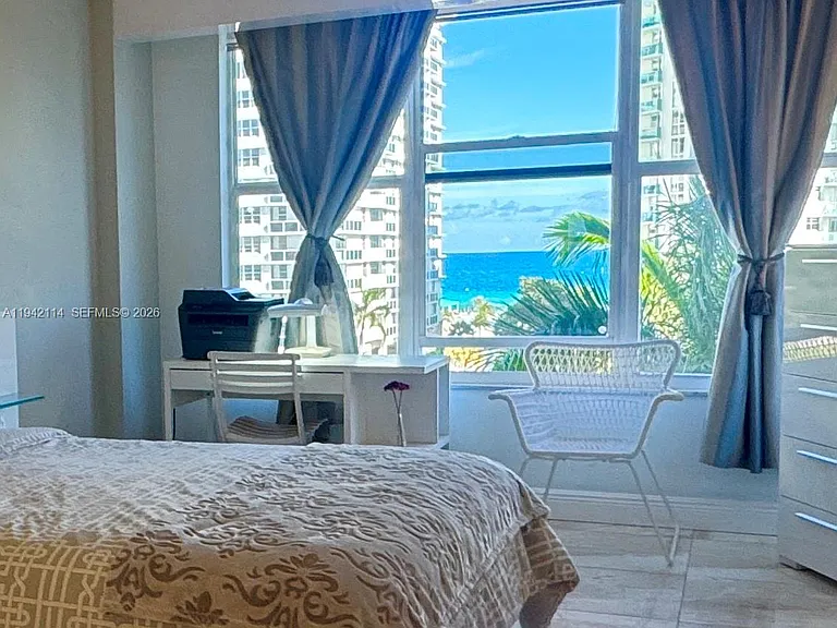 3800 S Ocean Dr #519 — Photo 39