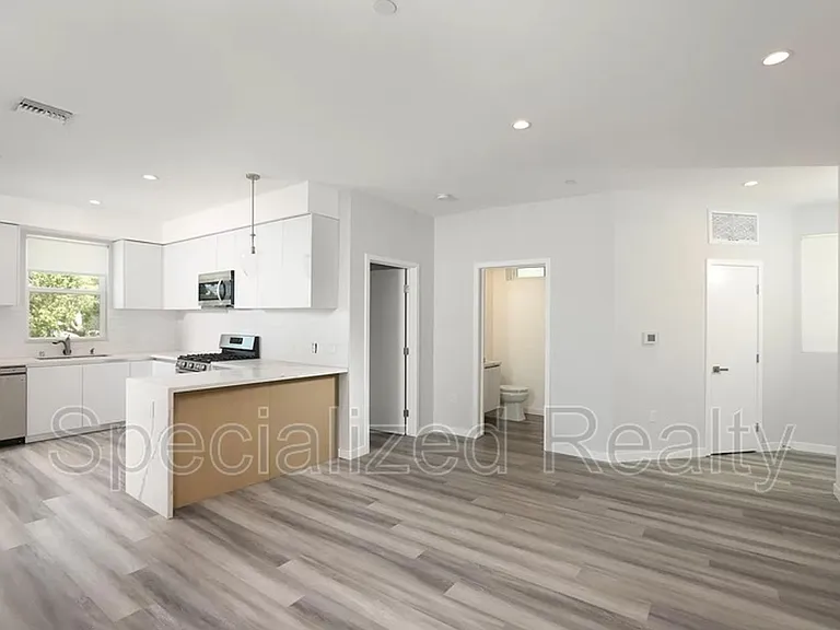 1406 W Eagle Vista Dr — Photo 4
