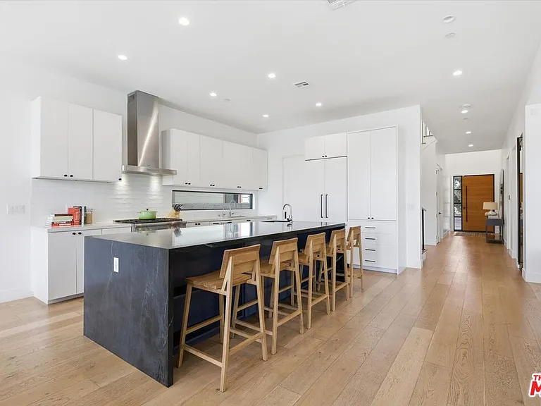 11003 Ocean Dr — Photo 18