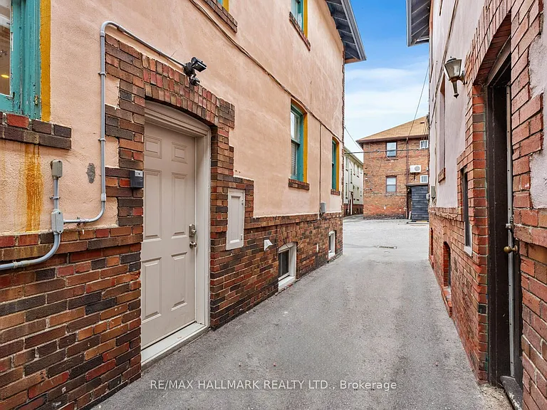 24 Hammersmith Ave #MAIN — Photo 30