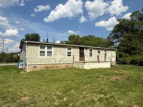 301 Collins Ln, Greenup, KY 41144