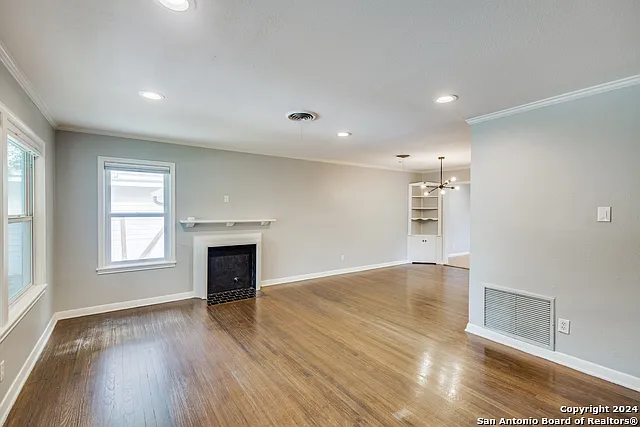209 Harmon Dr — Photo 5