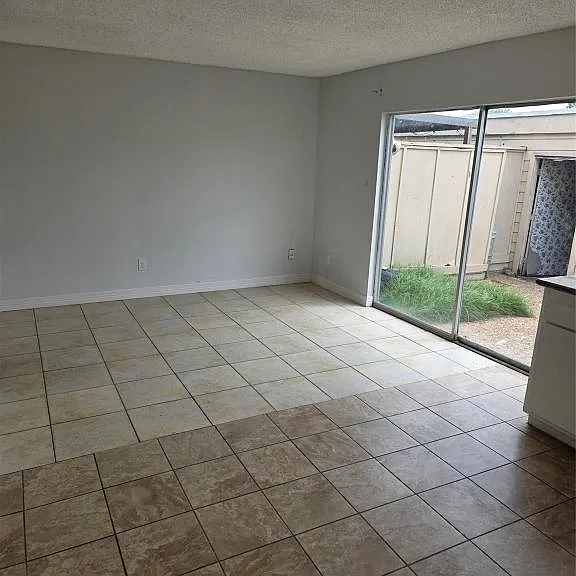 10343 Huntington Place Dr — Photo 3
