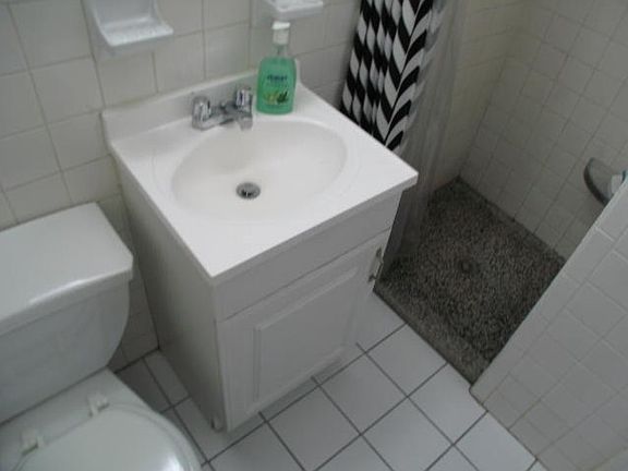 5th image of 212 E 83rd St #Ol