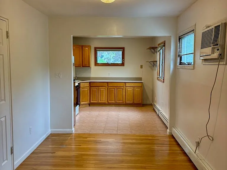 28 Rocco Dr — Photo 3