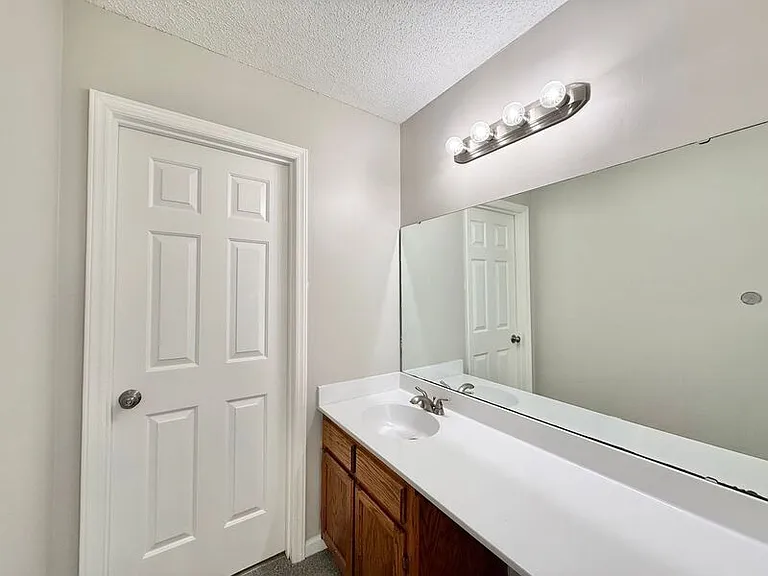 825 Rawls Dr — Photo 11