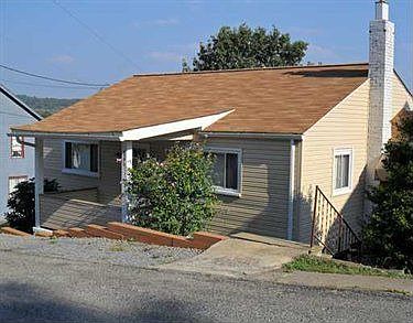1st image of 1122-1124 Eisenhower Dr