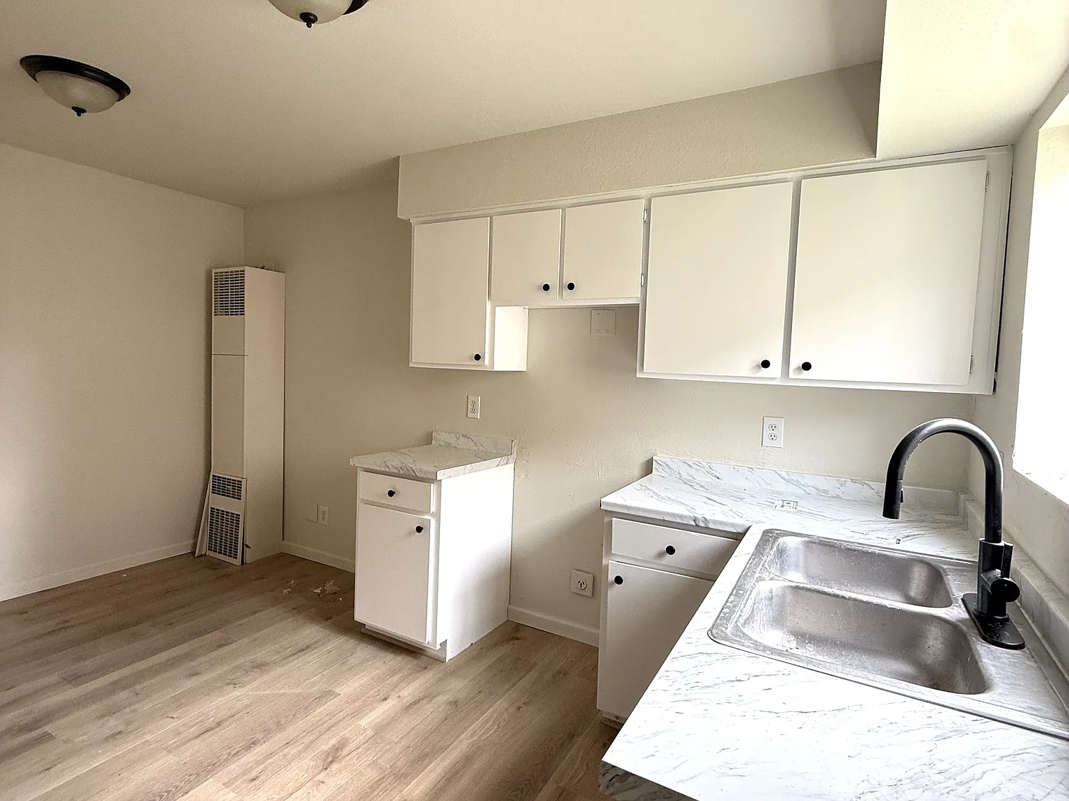 2 bed, 750 sqft, $1,150 — Photo 4