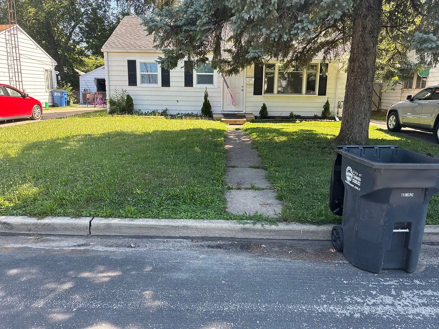 3 bed 1 bath home for rent — Photo 2