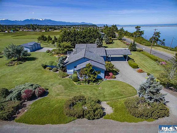 5th image of 670 Marine Dr