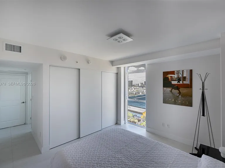 400 Sunny Isles Blvd #1505 — Photo 36