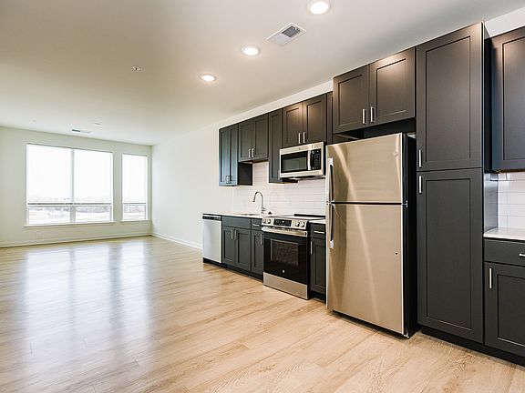 5th image of 9420 Grand Blvd #5120