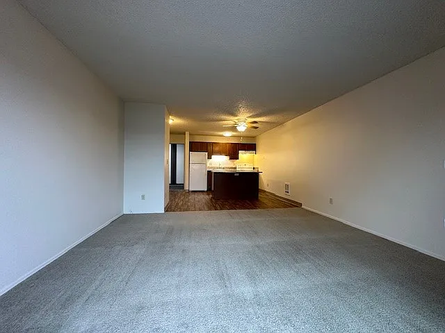 Beaver Creek Apartments — Photo 23