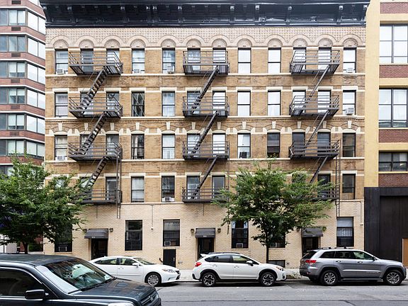 5th image of 305 E 94th St APT H