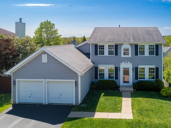 7 Buckskin Ln, Streamwood, IL 60107