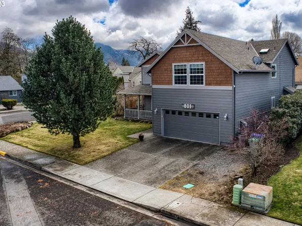 801 Kropp Ct, Hood River, OR 97031