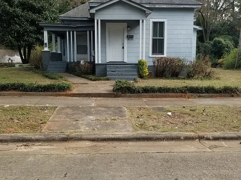 407A W Adams Ave — Photo 1