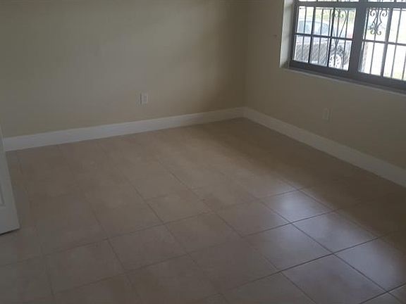 5th image of 2889 NW 197th Ter