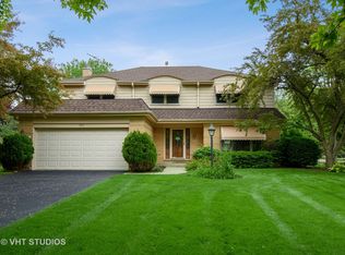 363 S Whitehall Dr, Palatine, IL 60067