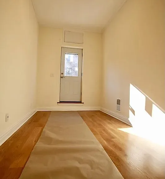 122 W 75th St #3B — Photo 4