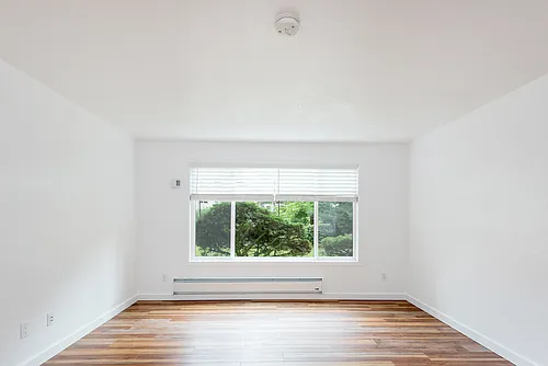 14707 NE 44th Pl #Q4 Photo 1