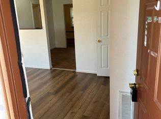 1050 Plaza Ct S #14, Saint Clair, MO 63077