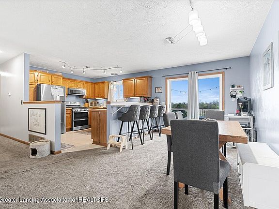 5th image of 7250 Oneida Rd