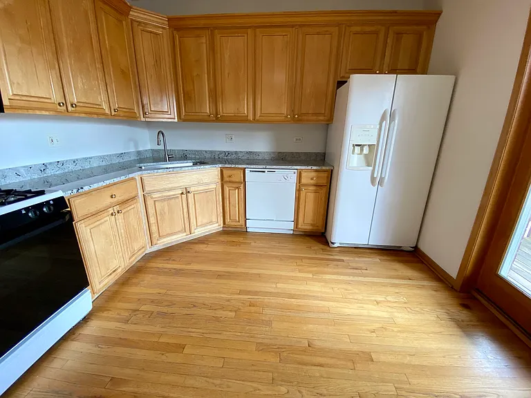 4233 N Kenmore Ave #2N — Photo 13