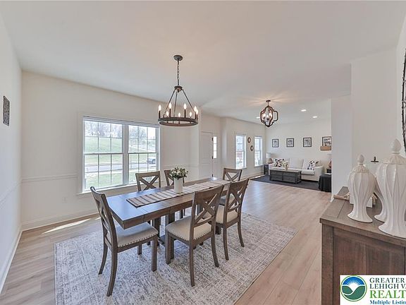 5th image of 2595 Stonewall Dr