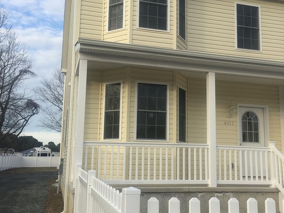 1st image of 4819 Main St