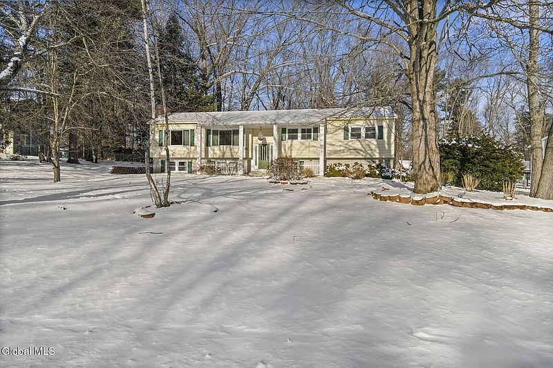2nd image of 41 Sweet Brier Drive