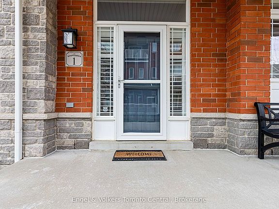 3rd image of 1 Westmount Mews #7