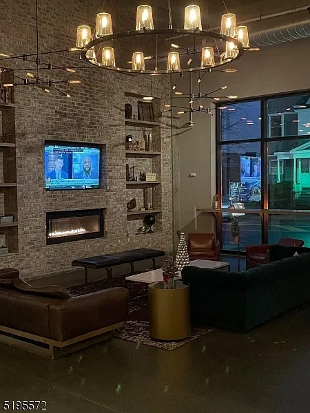 2 bed, 2.0 bath, $2,850 — Photo 3