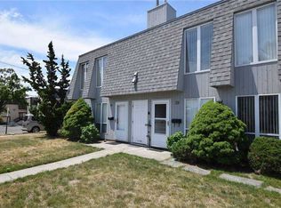 39-41 Linwood Rd S, Port Washington, NY 11050