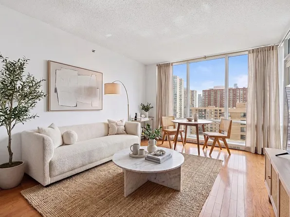 20 Newport Pkwy APT 2306, Jersey City, NJ 07310