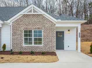 2098 Shady Ln, Cleveland, TN 37312