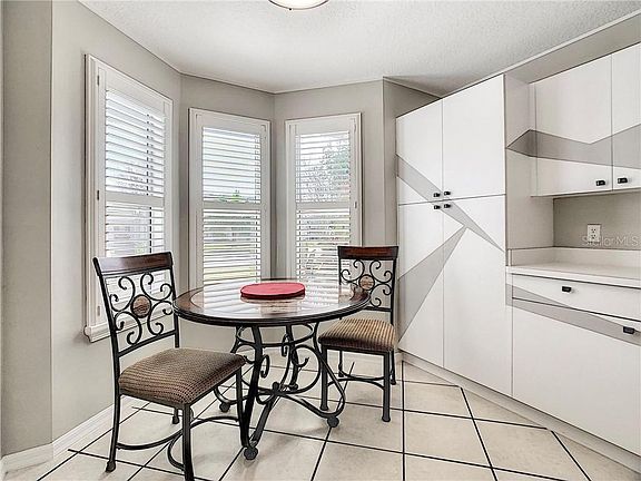 4th image of 808 San Salvador Dr