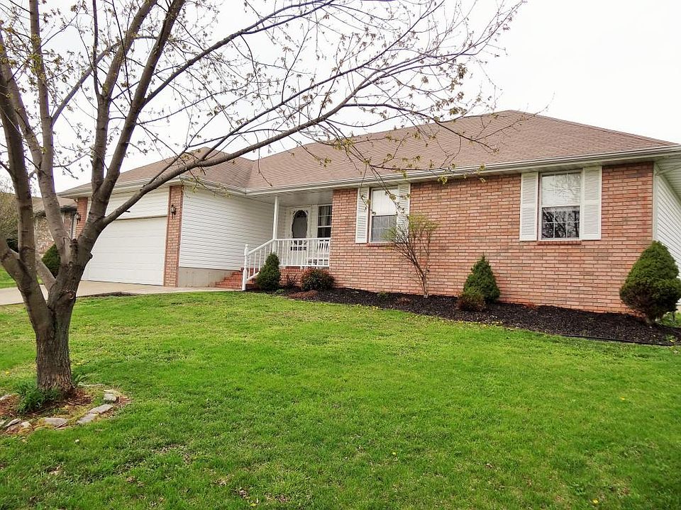 1st image of 805 Berry Ln