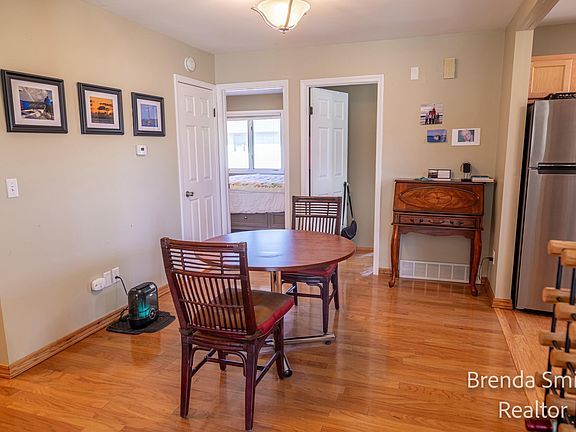 4th image of 569 Maryland Ave NE #15